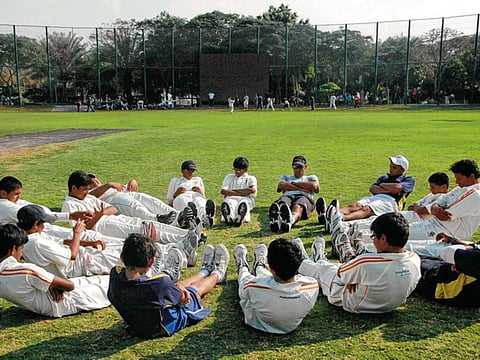 Searching for the next generation of UAE stars