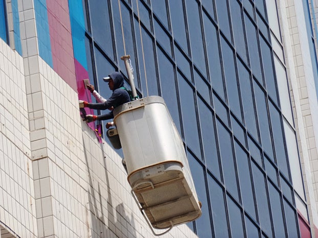 1.1499044-3713205365