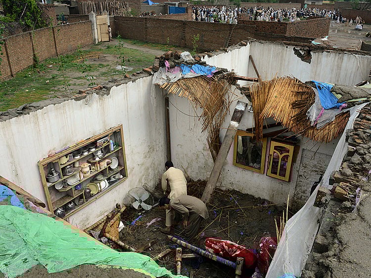 1.1499990-4040288308