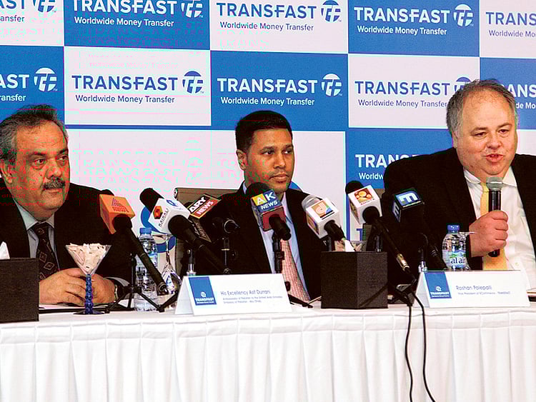 1.1519569-1256466400