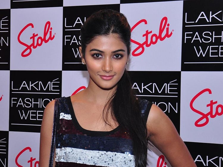 1.1520560-3984322485