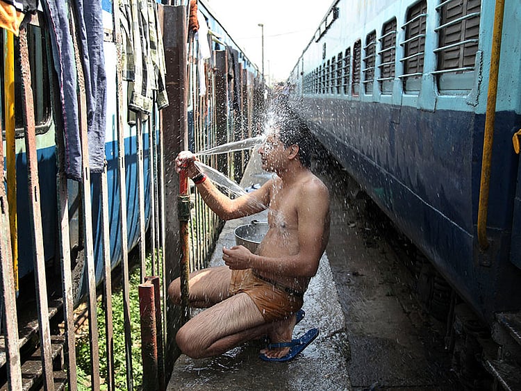 1.1521582-2749581099