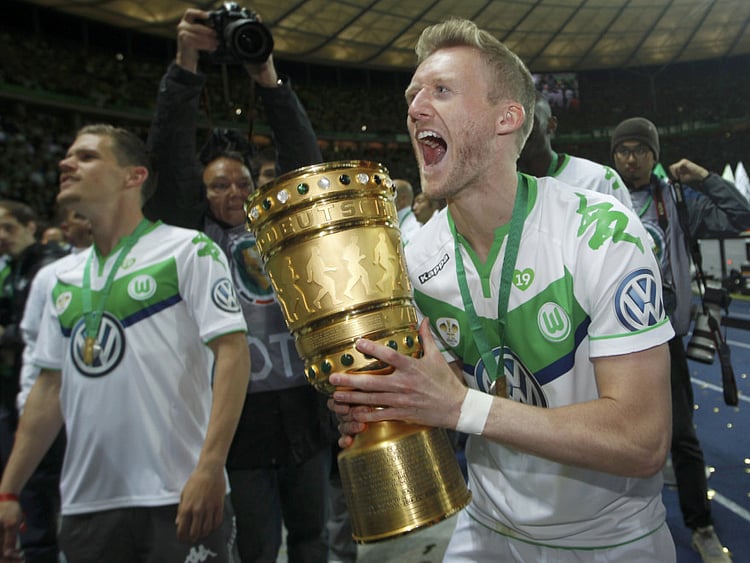 1.1527213-2129647613