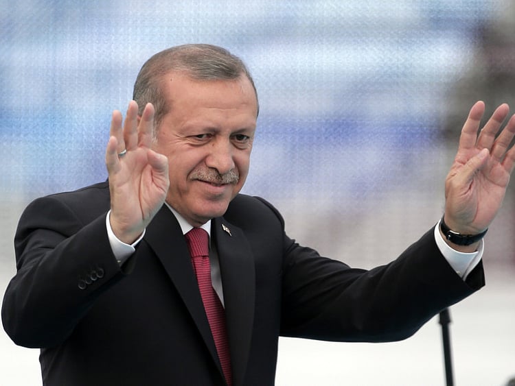 1.1528086-3063082335