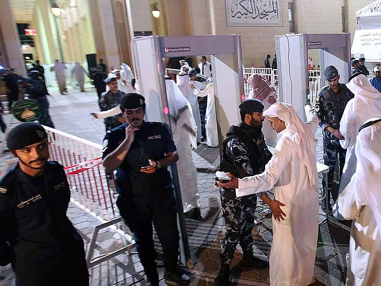 1.1541747-2074896705