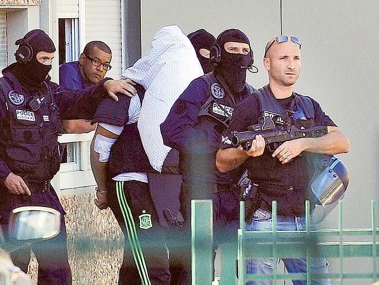 1.1542256-3949720677