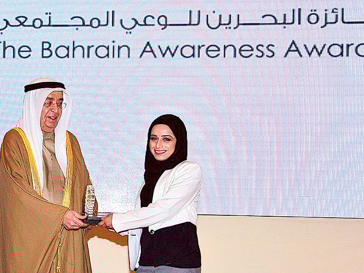 1.1531749-4265645596