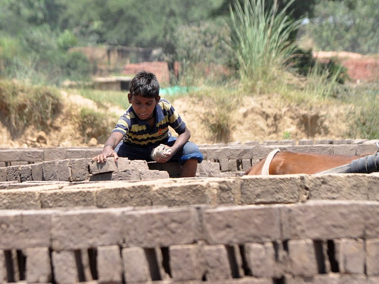 1.1543772-3976248199