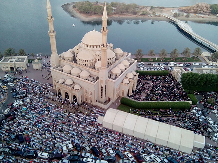 1.1551657-2440544079