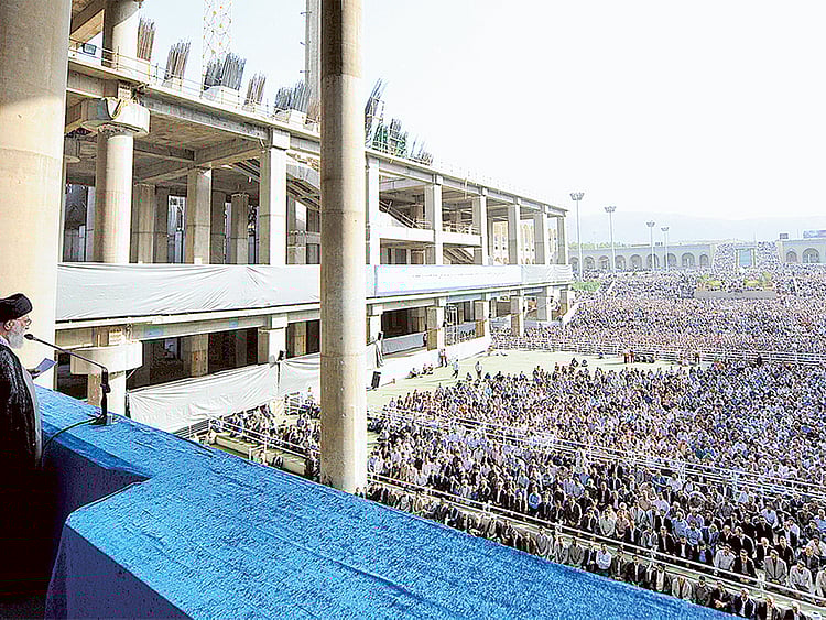 1.1552108-3882751715