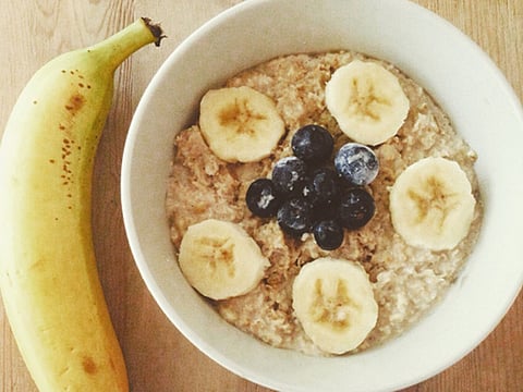 #VeganWednesday breakfast: Banana Bread Oatmeal