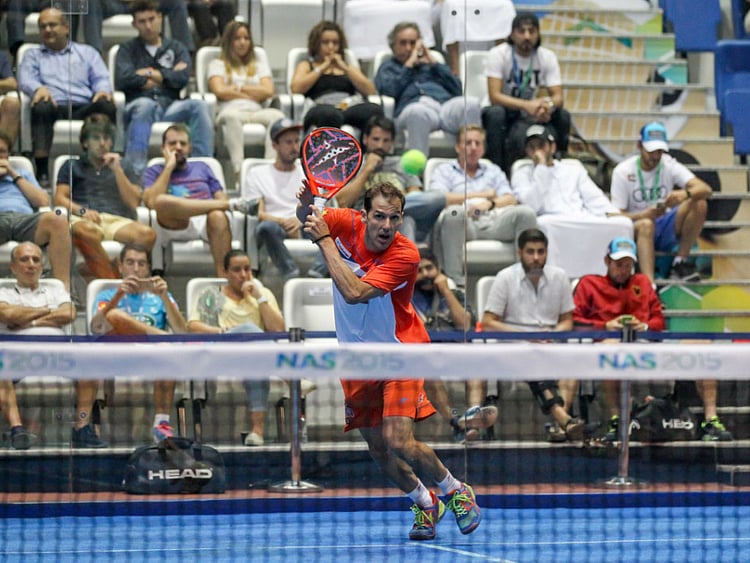 1.1555980-3520425937