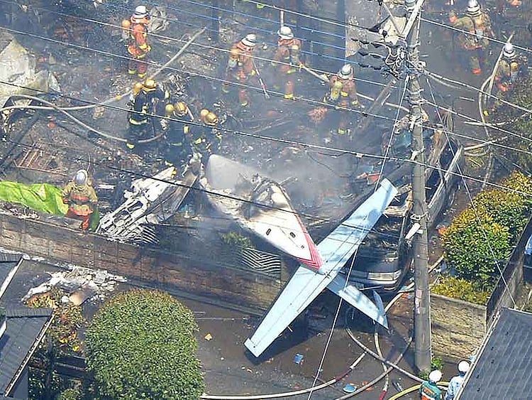 1.1556002-2074896705