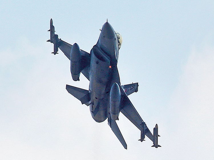 1.1557468-1158671677