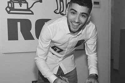 Zayn Malik signs with RCA, knocks One Direction