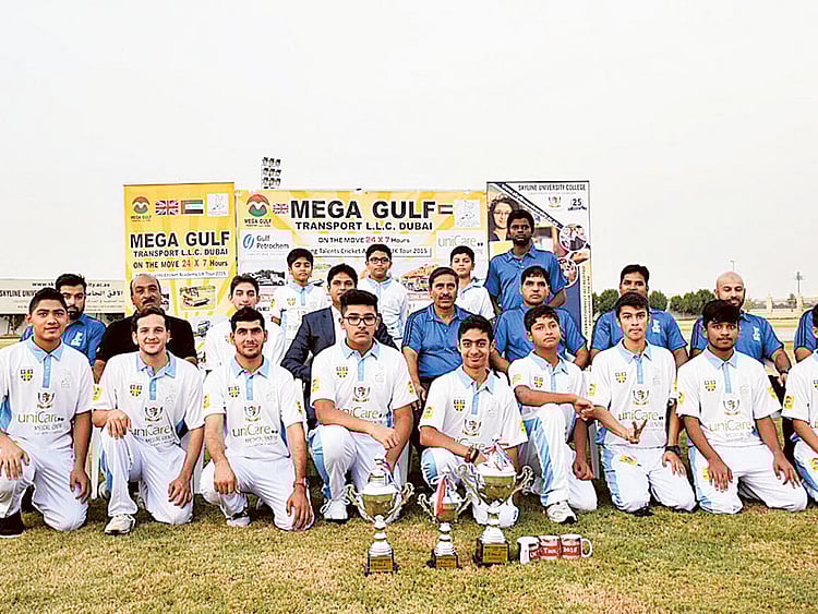 1.1559305-4172708200