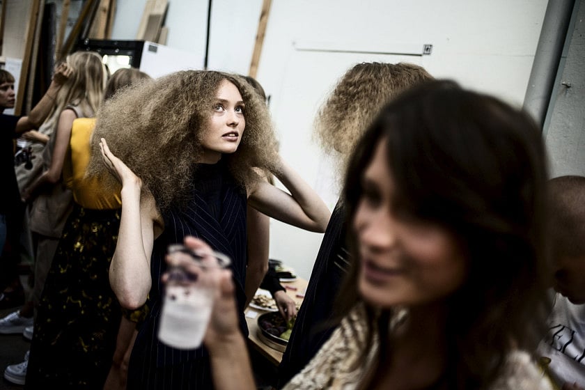 1.1564202-2608408699