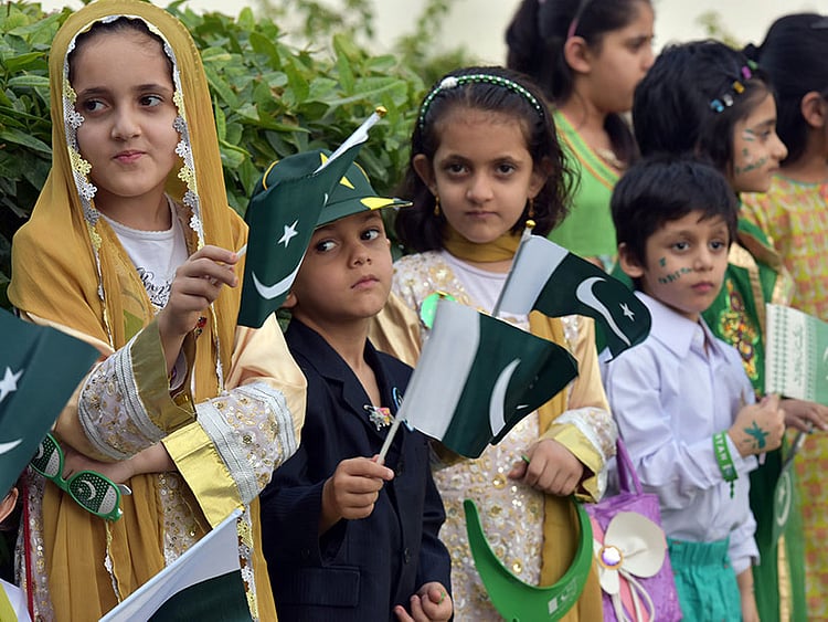 1.1566344-2202430653