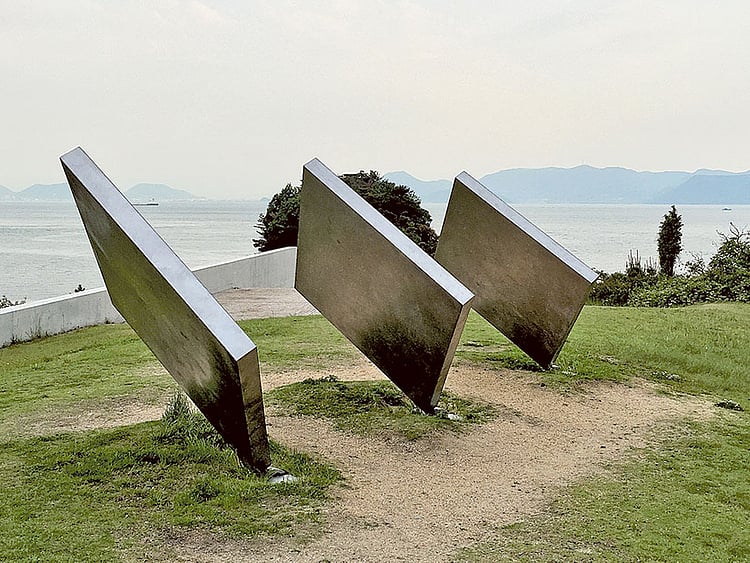 1.1569867-2357711400