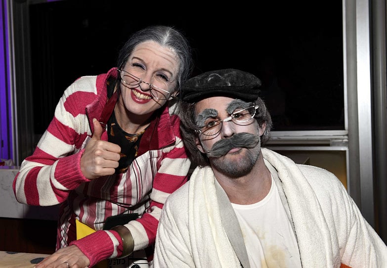 1.1560189-2277519324