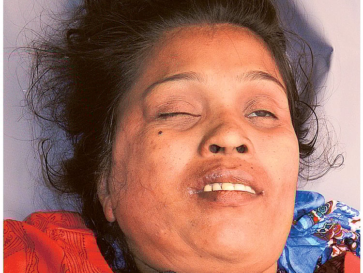 1.1560159-2374970277