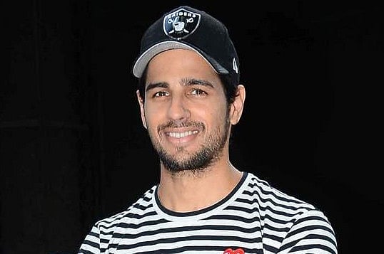 1.1571246-2194769675