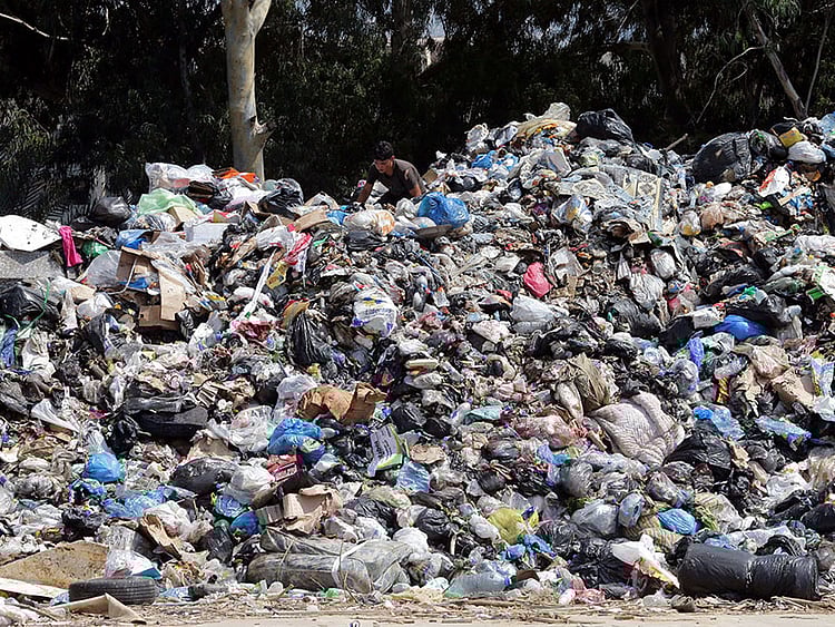 1.1572273-3124620032