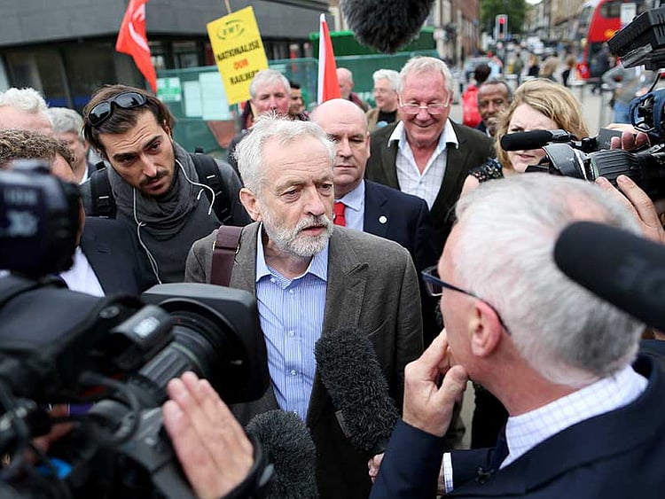 1.1572785-1477024498