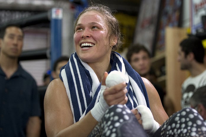 1.1560910-3300461912