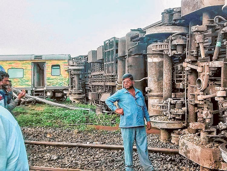 1.1582746-2241546831