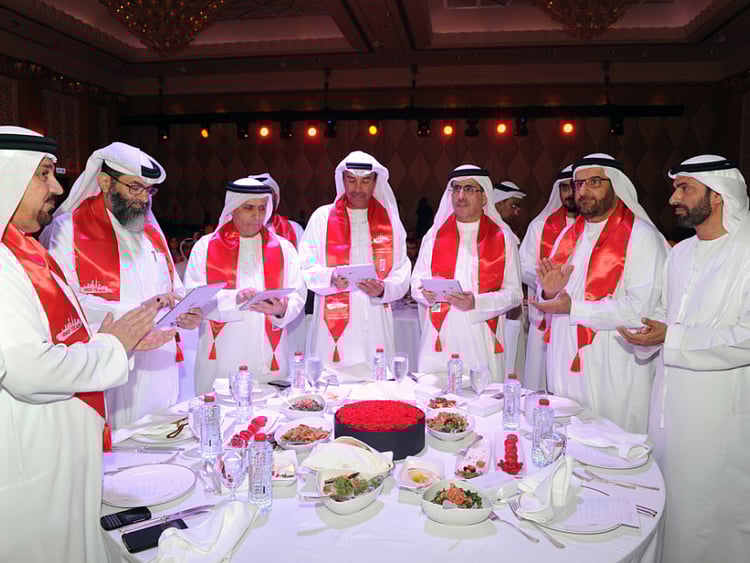 1.1584024-3911638296