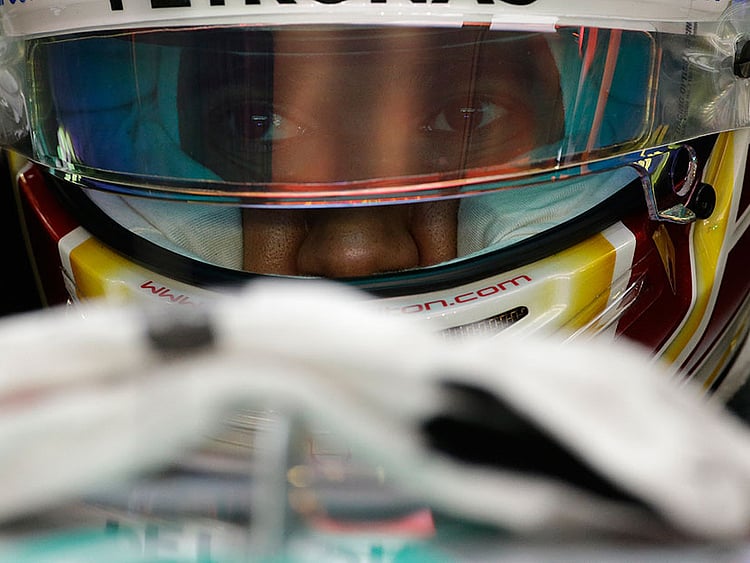 1.1586053-3810144728