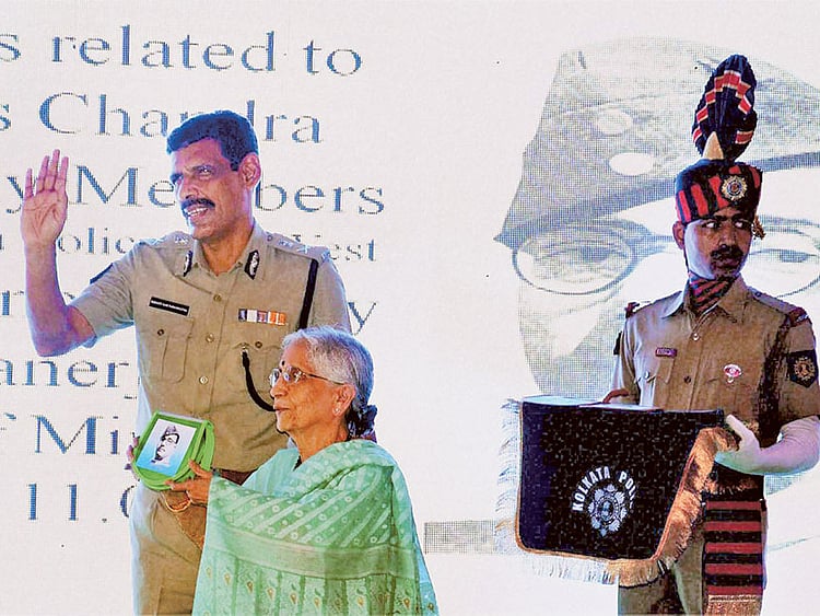 1.1586568-3256822251