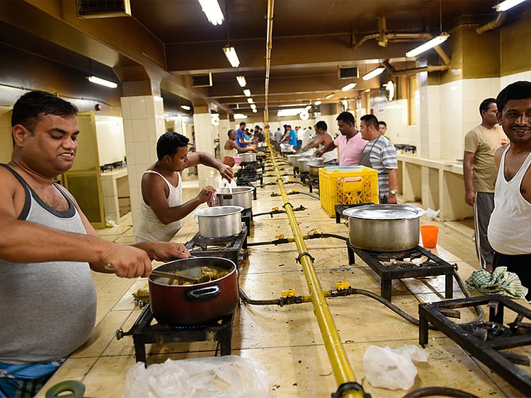 1.1589523-2737274333