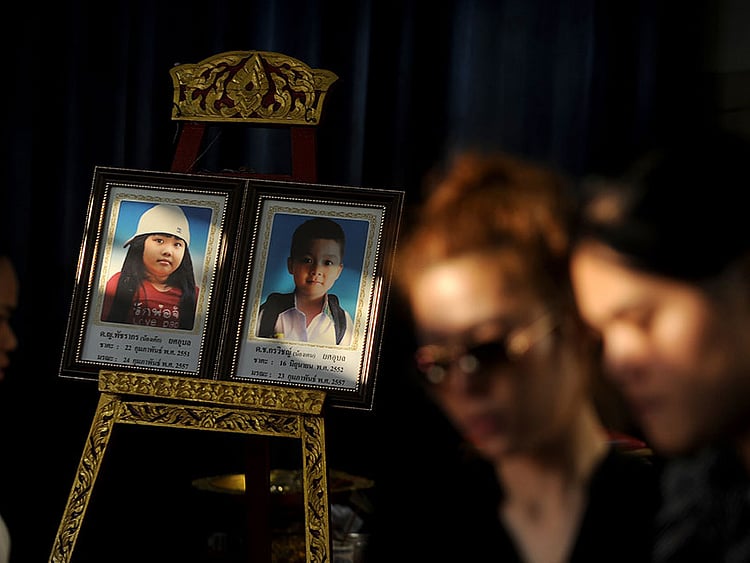 1.1578262-2281107687