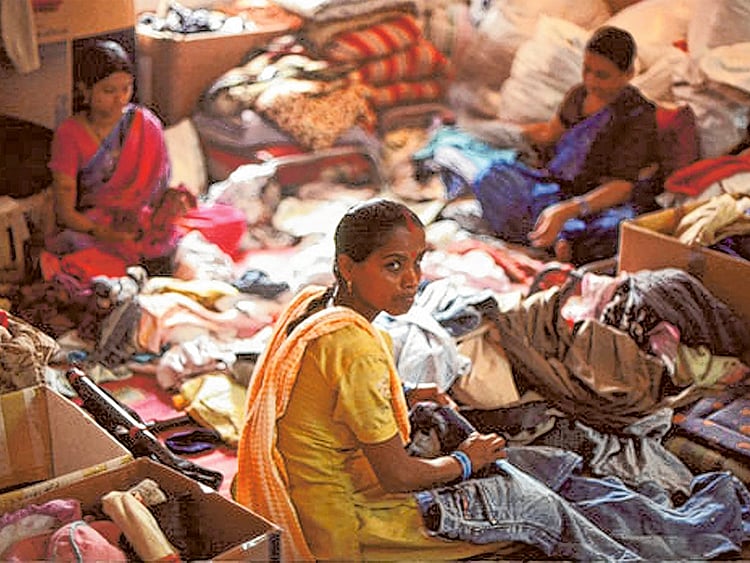 1.1581320-3513839428