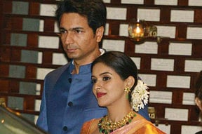 Asin Thottumkal marries Rahul Sharma at a private ceremony
