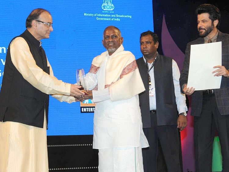 1.1647035-2667946257