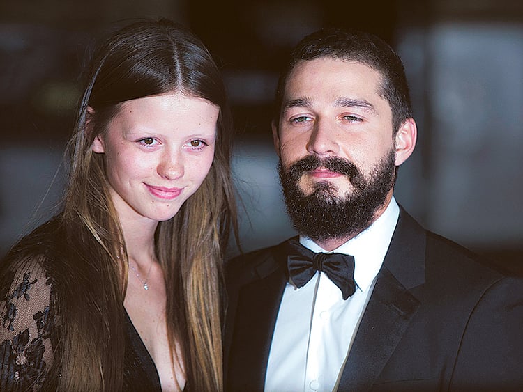 1.1910372-2745372332