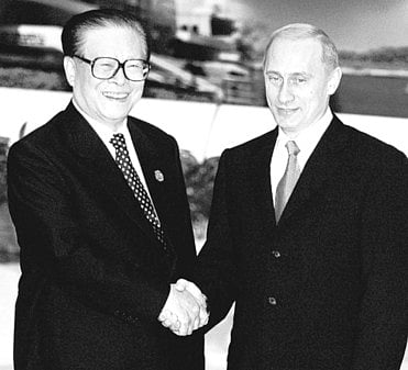 October 20, 2001: Russian, Chinese leaders meet