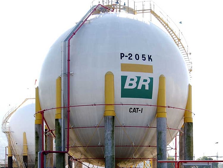 1.1916718-2393417643