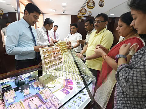 Gold sparkles ahead of festival of lights