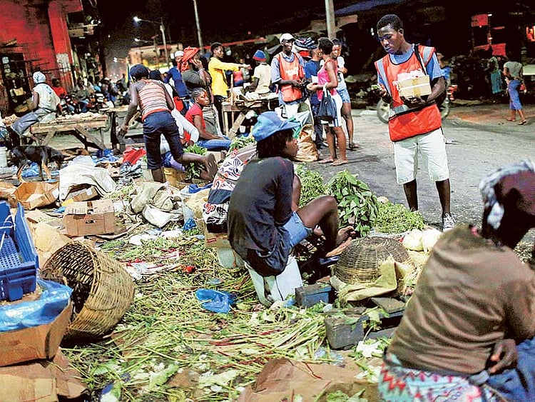 1.1905944-2626156775