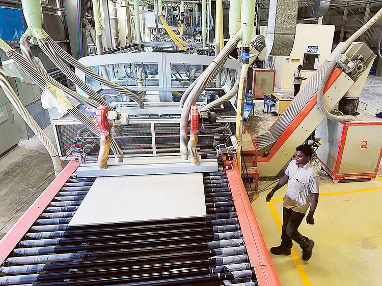 1.1899222-3725842351