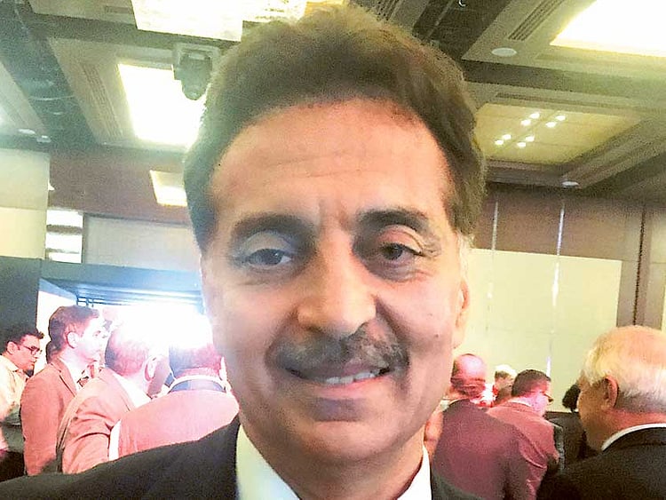 1.1929372-2299784181