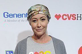 ‘Beverly Hills, 90210’ cast pays tribute to ailing Shannen Doherty