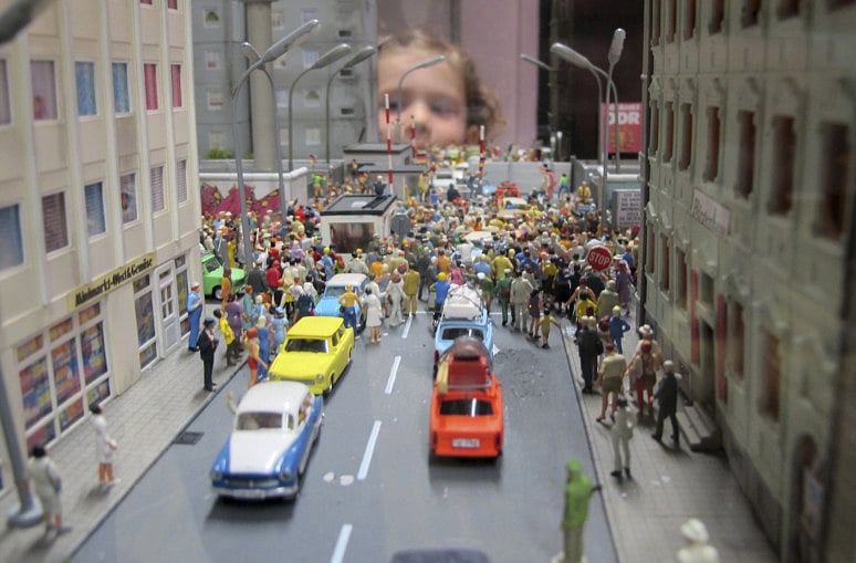 1.1930736-2883178035