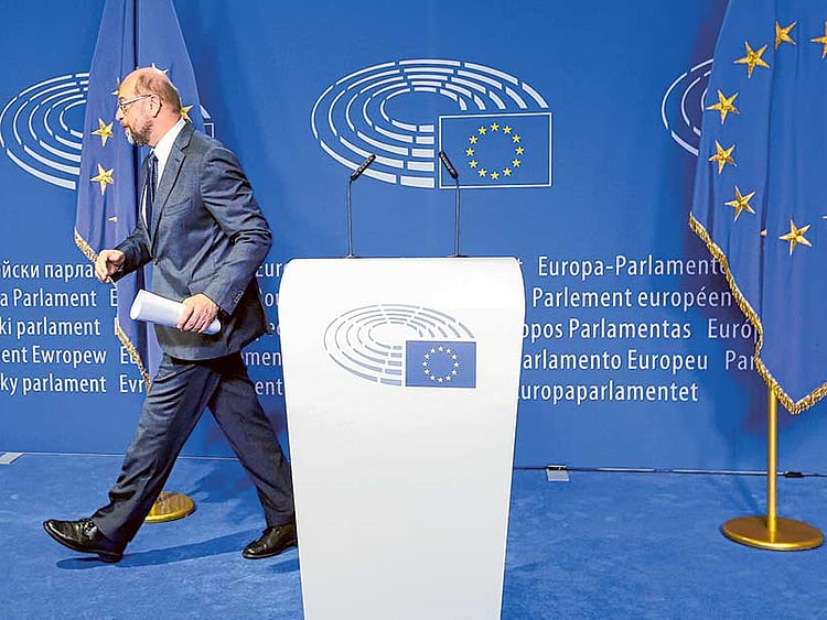 1.1934766-3911735800