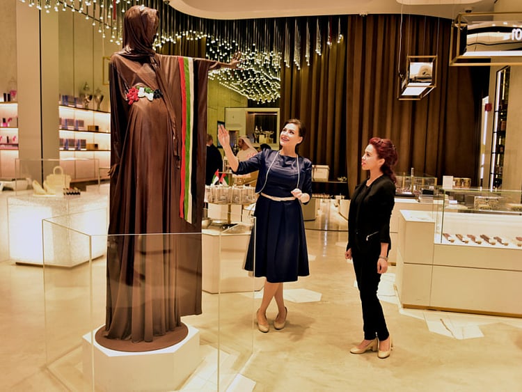 1.1935008-1922572396