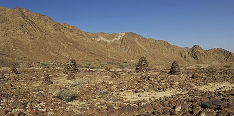 Revisiting the theme of identities and landscapes